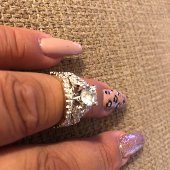 NWT Valina Sample Wedding Ring Set size 6 1/4 6.25 - Picture 4 of 8